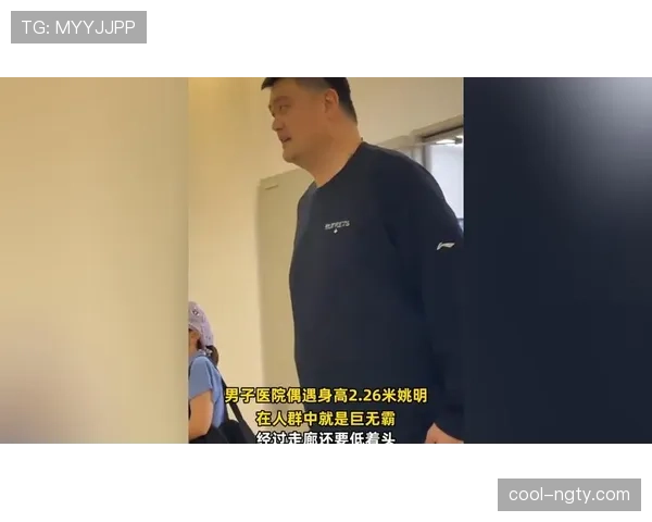 姚明家里那巨无霸鞋柜，普通人怕是放不下两双鞋就崩溃了