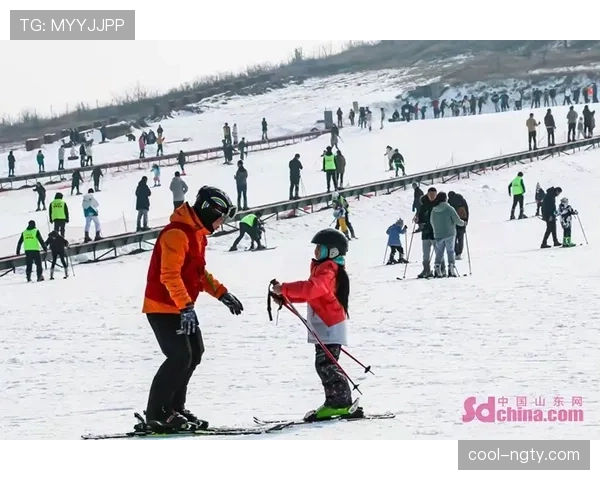 谷爱凌这日常简直是心机满满，滑雪场的冰雪女王，家里却堆满奢侈品柜子？